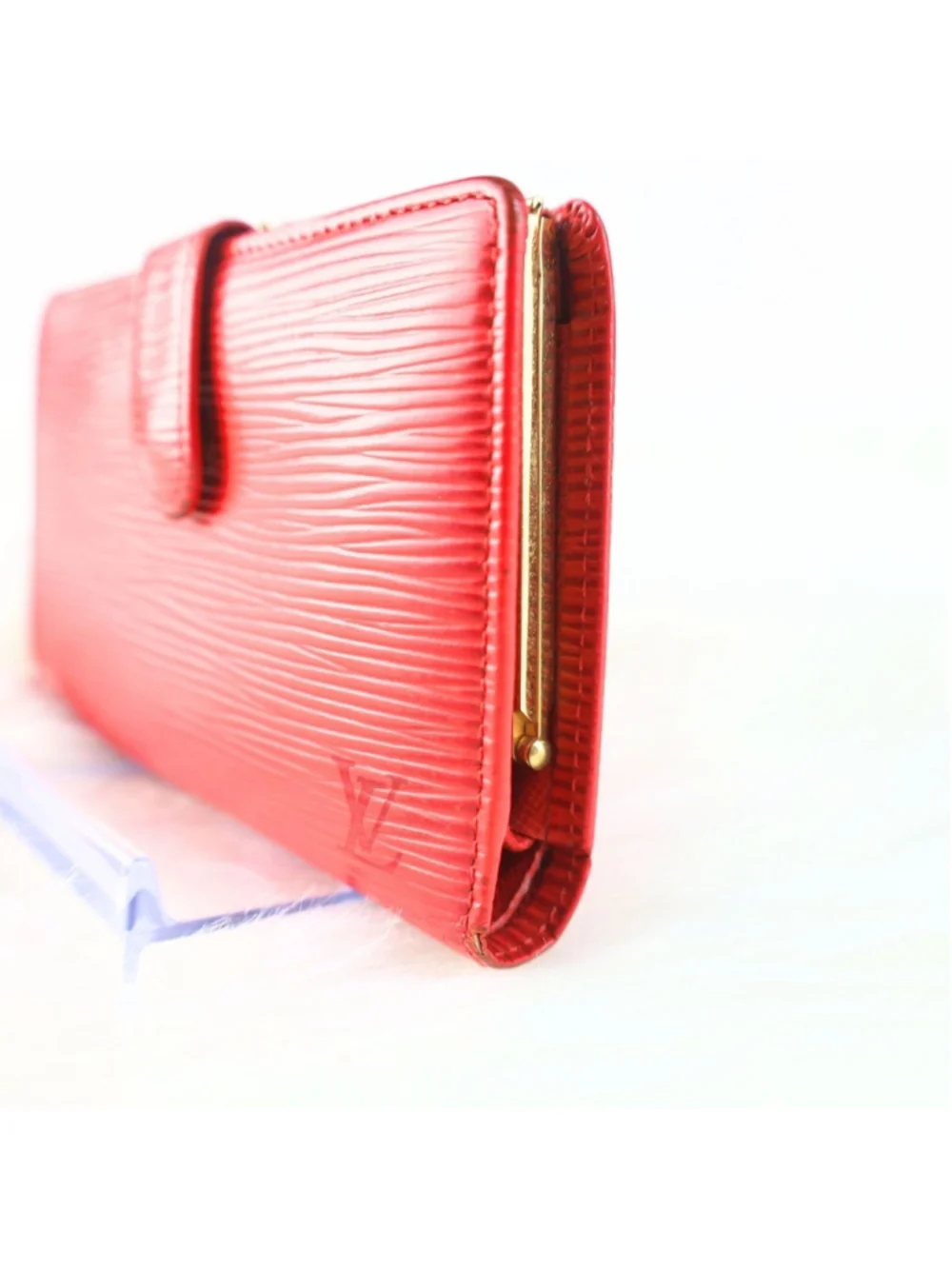 Preowned Louis Vuitton Epi Continental Veinnoiserie in Castilean Red Women Walle